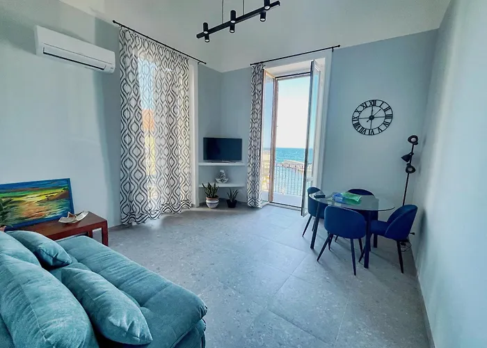 Apartman U Lettu Da Zita Acitrezza